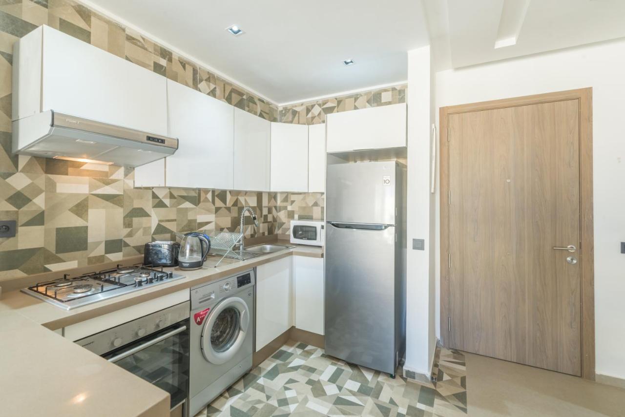 Spectacular 2 Bedrooms In The Heart Of